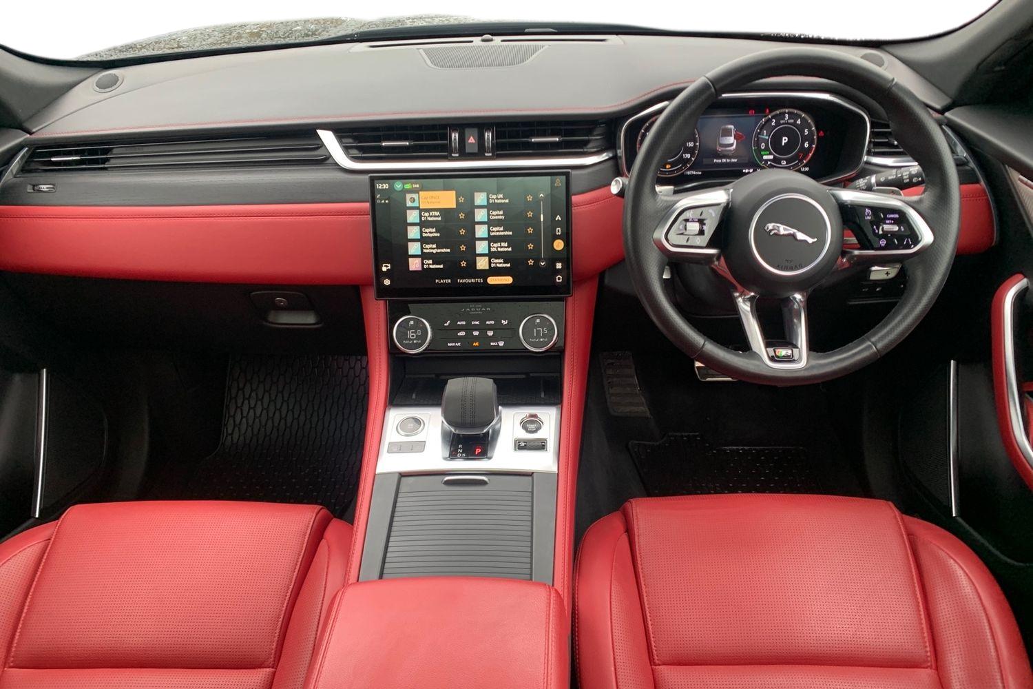 Used Jaguar F-Pace 2023 for sale - 76396797: Photo 11