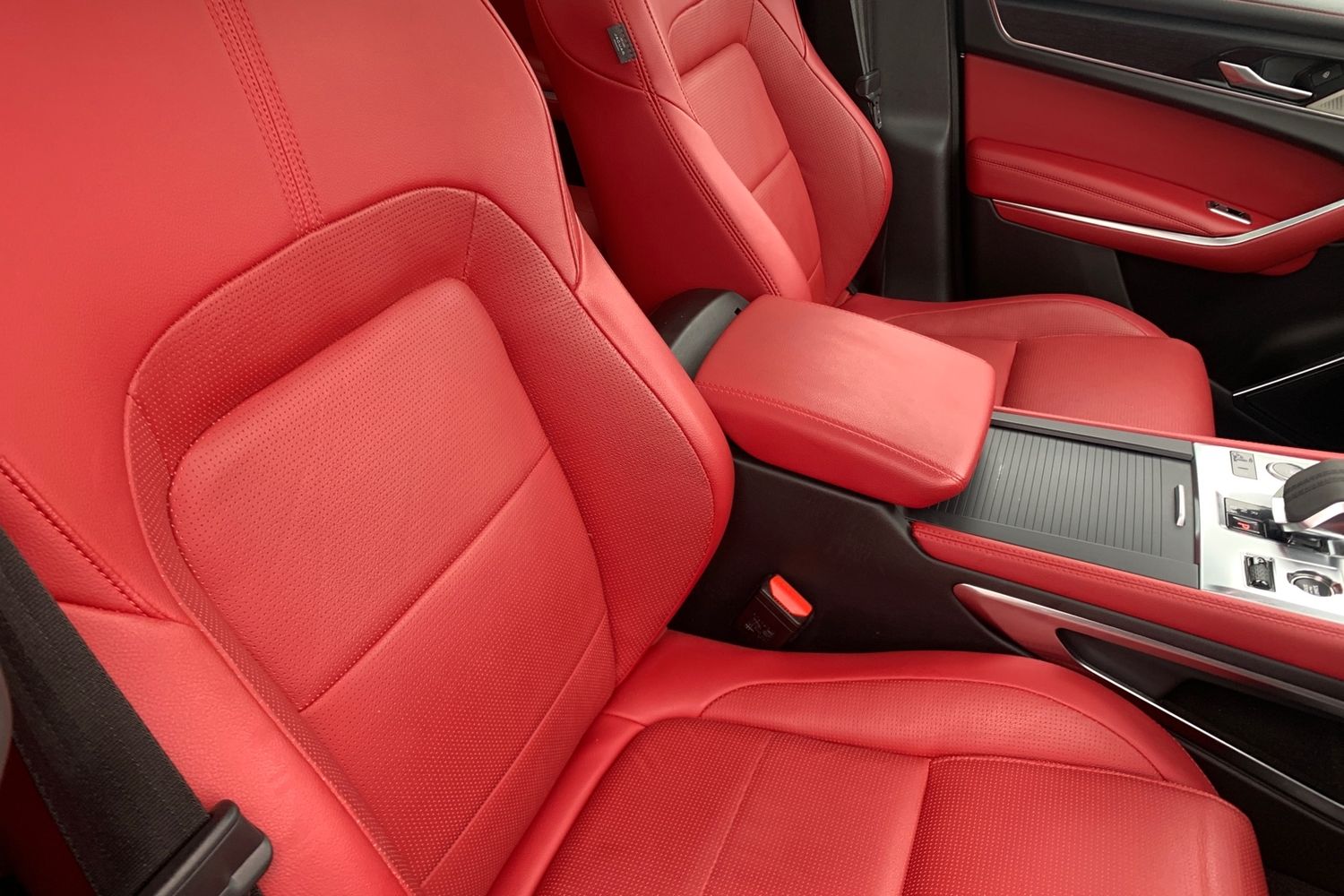 Used Jaguar F-Pace 2023 for sale - 76396797: Photo 24