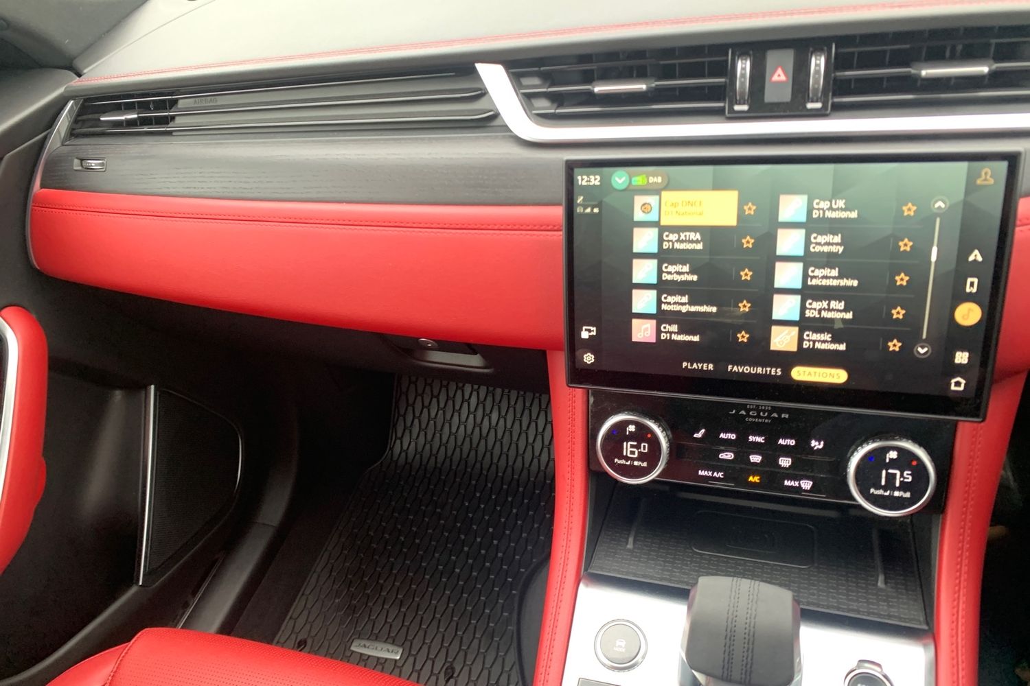 Used Jaguar F-Pace 2023 for sale - 76396797: Photo 28