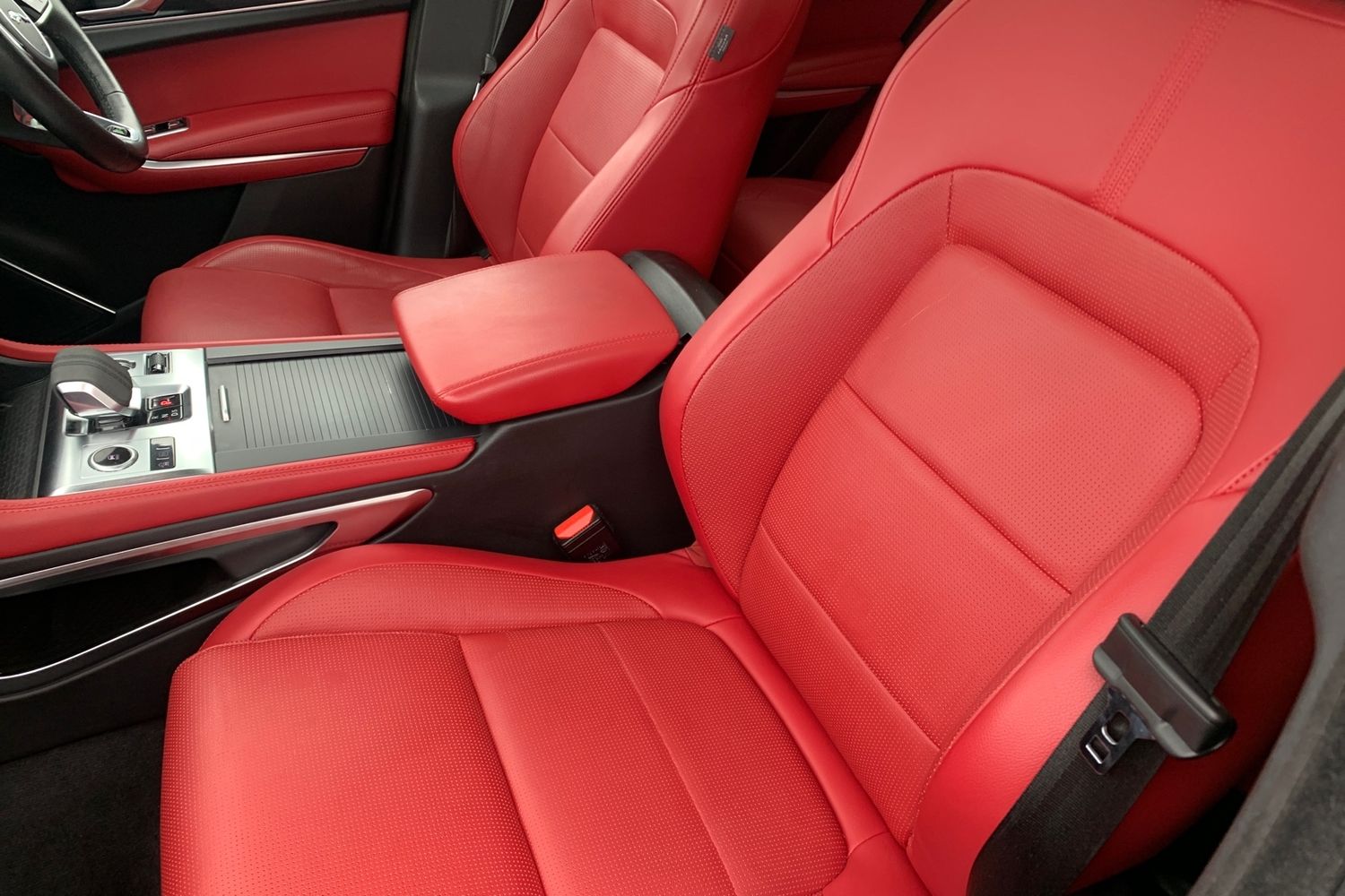 Used Jaguar F-Pace 2023 for sale - 76396797: Photo 30