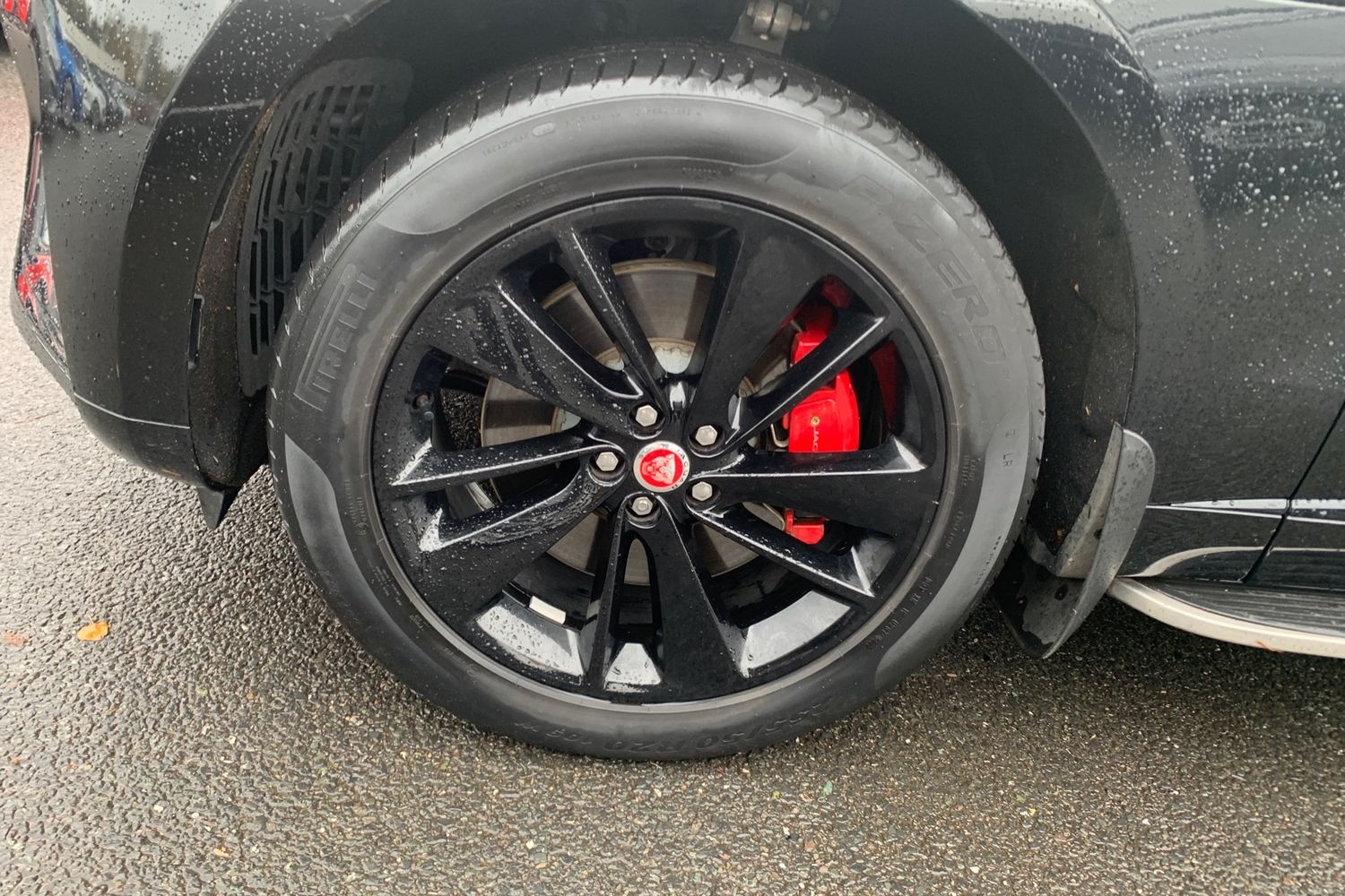 Used Jaguar F-Pace 2023 for sale - 76396797: Photo 9