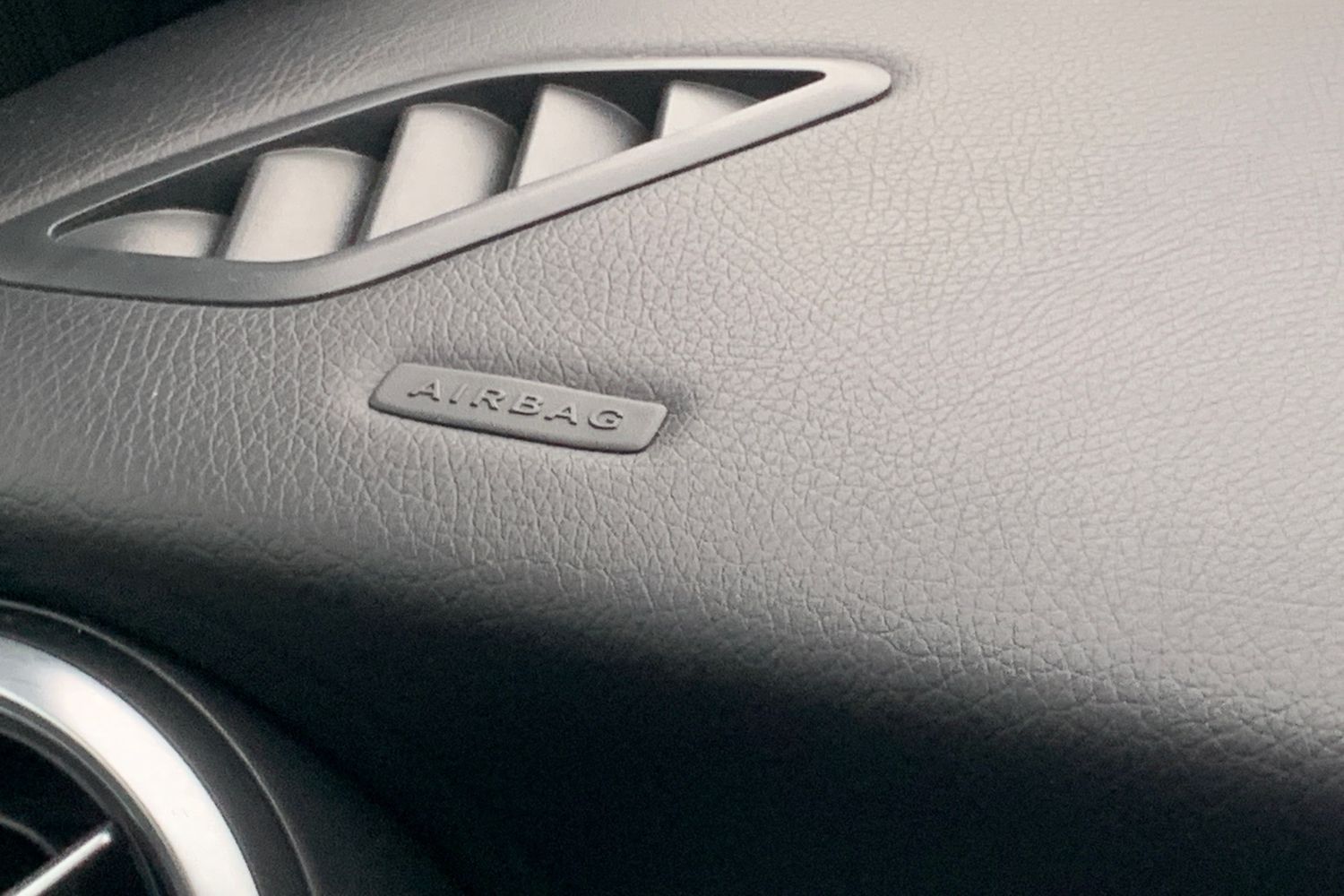 Used Mercedes-Benz A-Class 2016 for sale - 77324398: Photo 38