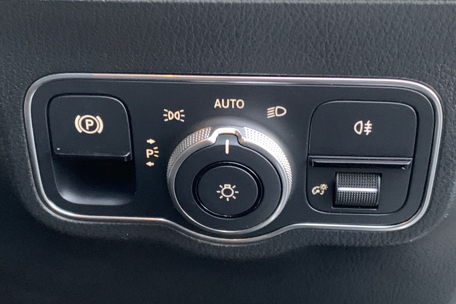 Used Mercedes-Benz EQA 2022 for sale - 76792839: Photo 24