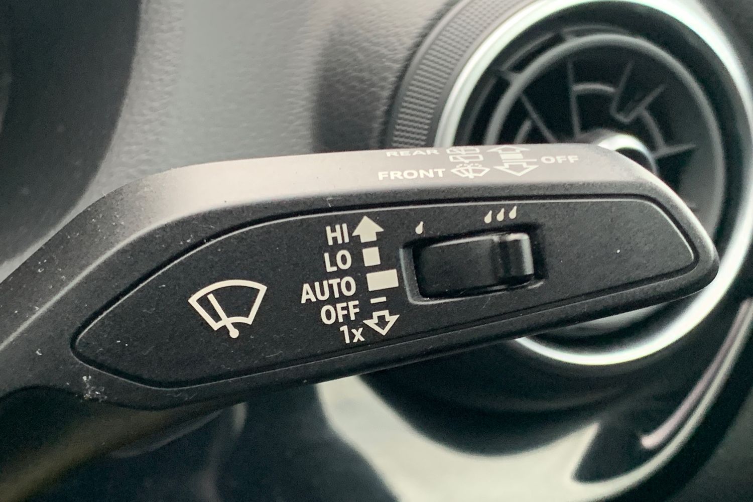 Used Audi Q2 2020 for sale - 76969612: Photo 27