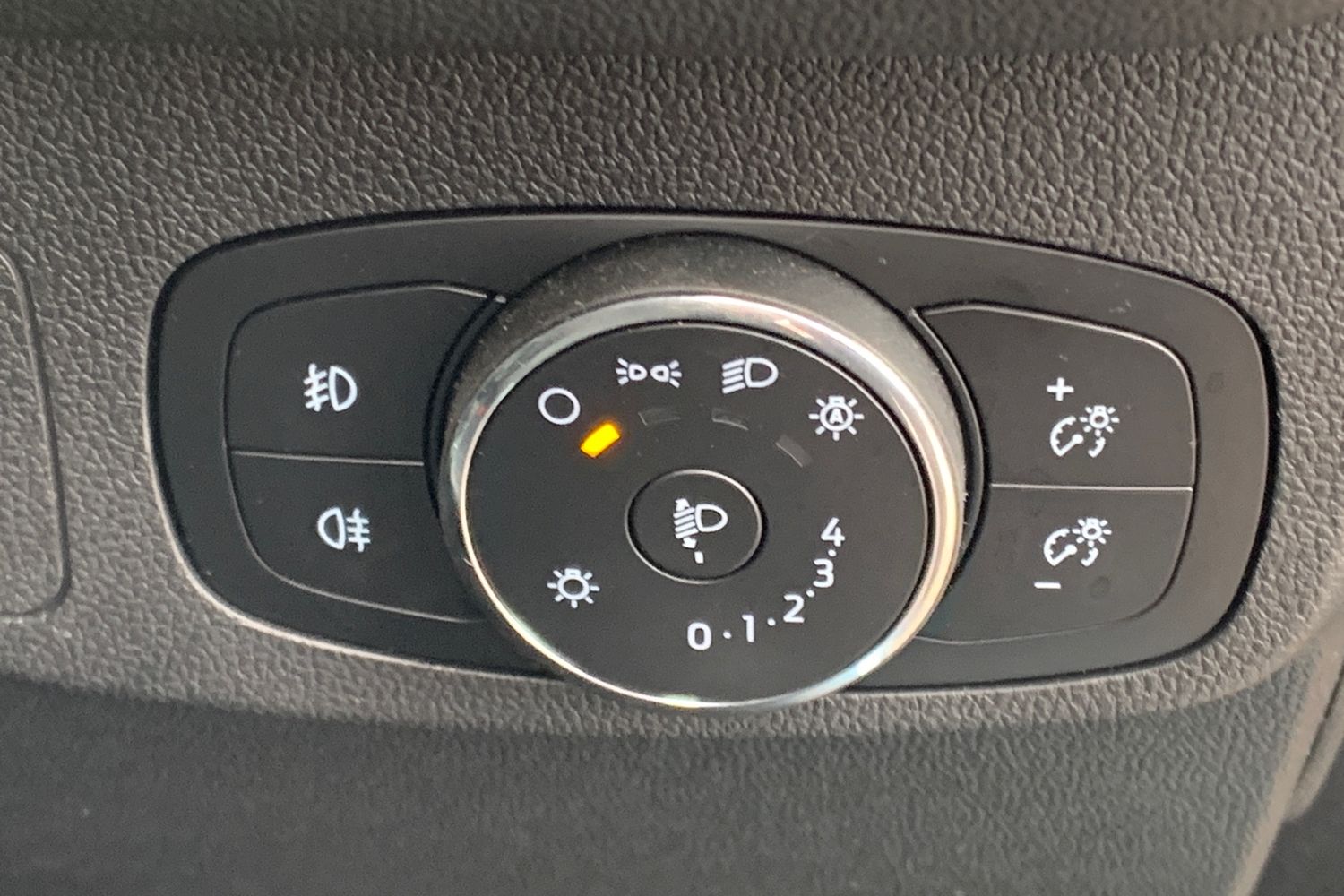 Used Ford Focus 2023 for sale - 78065548: Photo 41