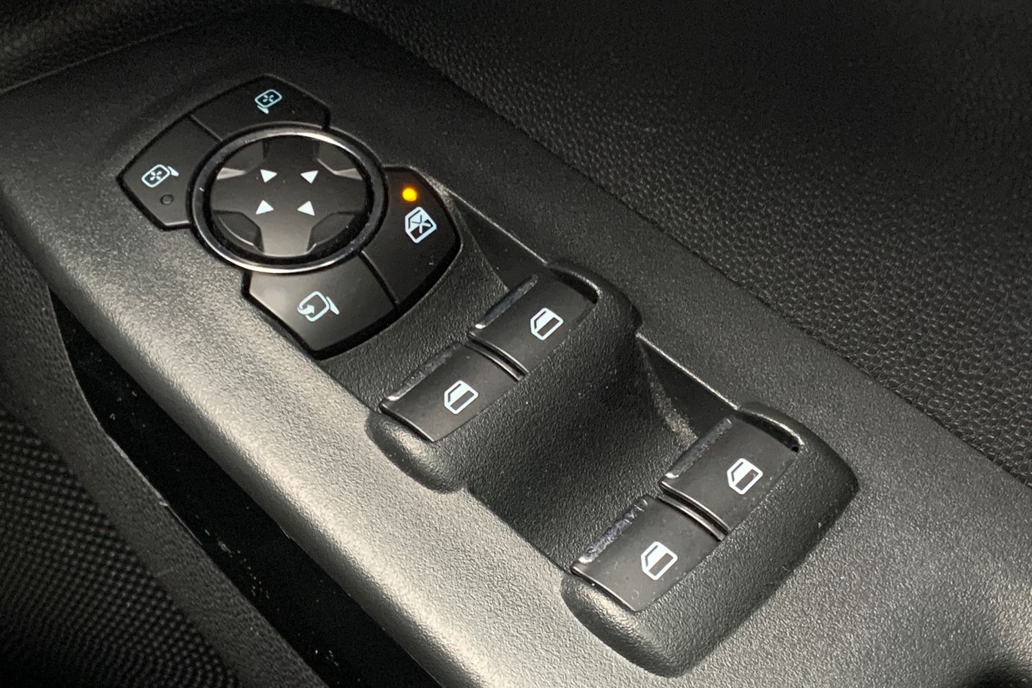 Used Ford Ecosport 2018 for sale - 77136908: Photo 32