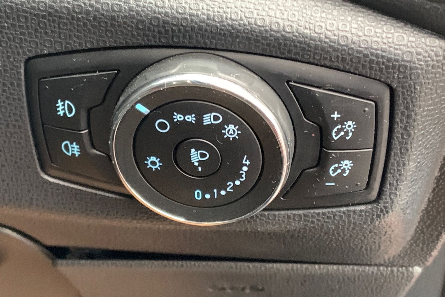 Used Ford Ecosport 2018 for sale - 77136908: Photo 34