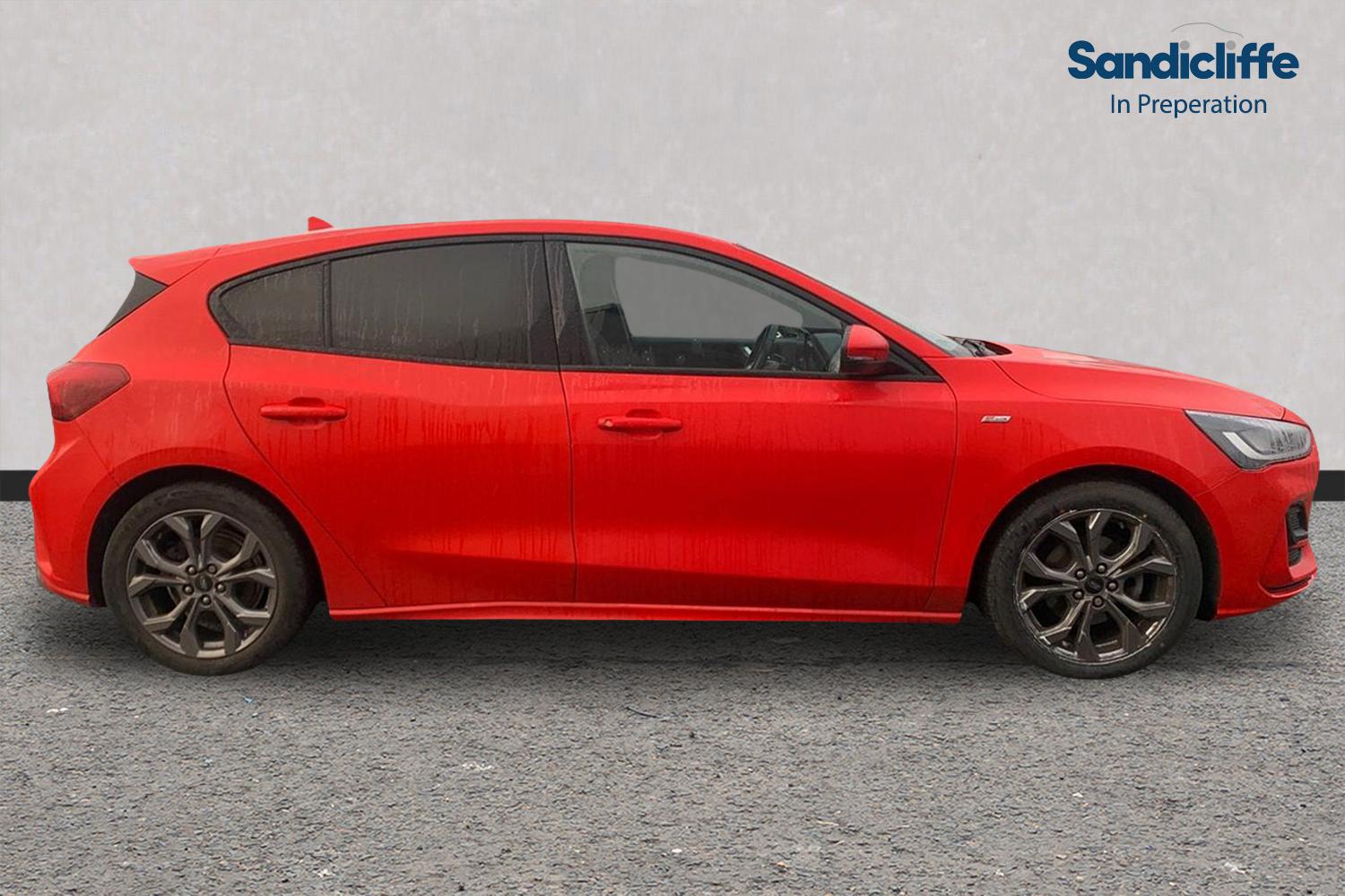 Used Ford Focus 2023 for sale - 76407327: Photo 2