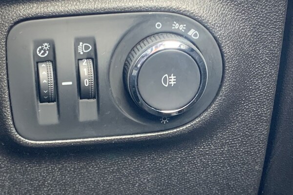 Used Vauxhall ADAM 2018 for sale - 76115421: Photo 25