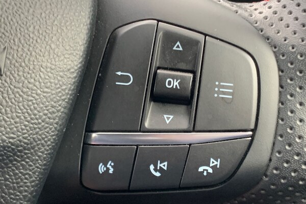 Used Ford Puma 2023 for sale - 75975751: Photo 37