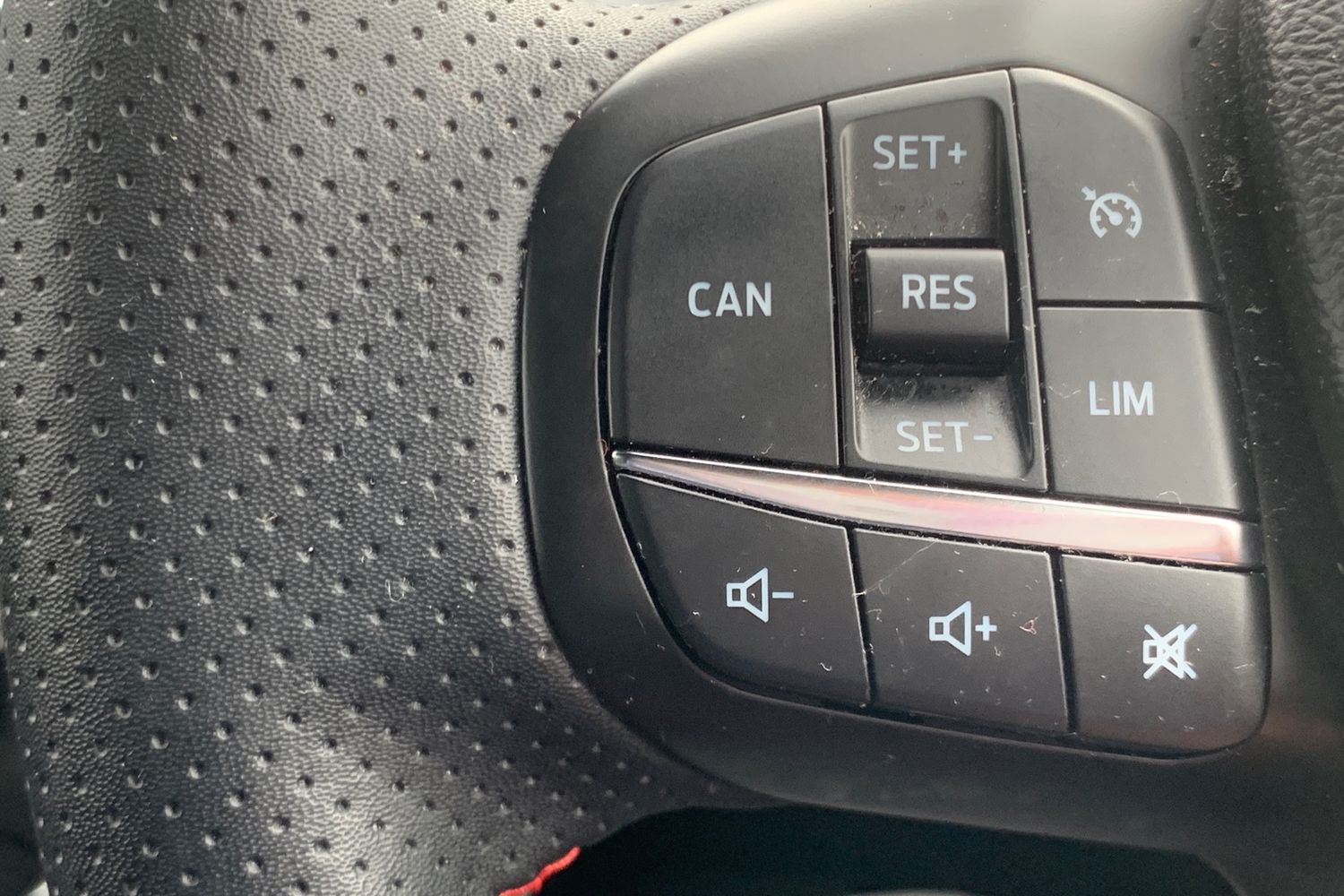 Used Ford Focus 2022 for sale - 76612572: Photo 32