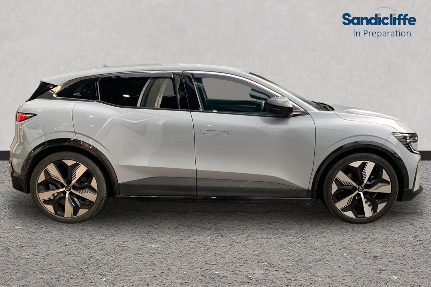 Used Renault Megane E Tech 2024 for sale - 77521862: Photo 2