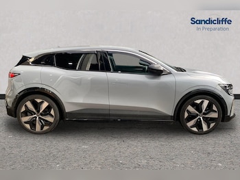 Used Renault Megane E Tech 2024 for sale - 77521862: Photo