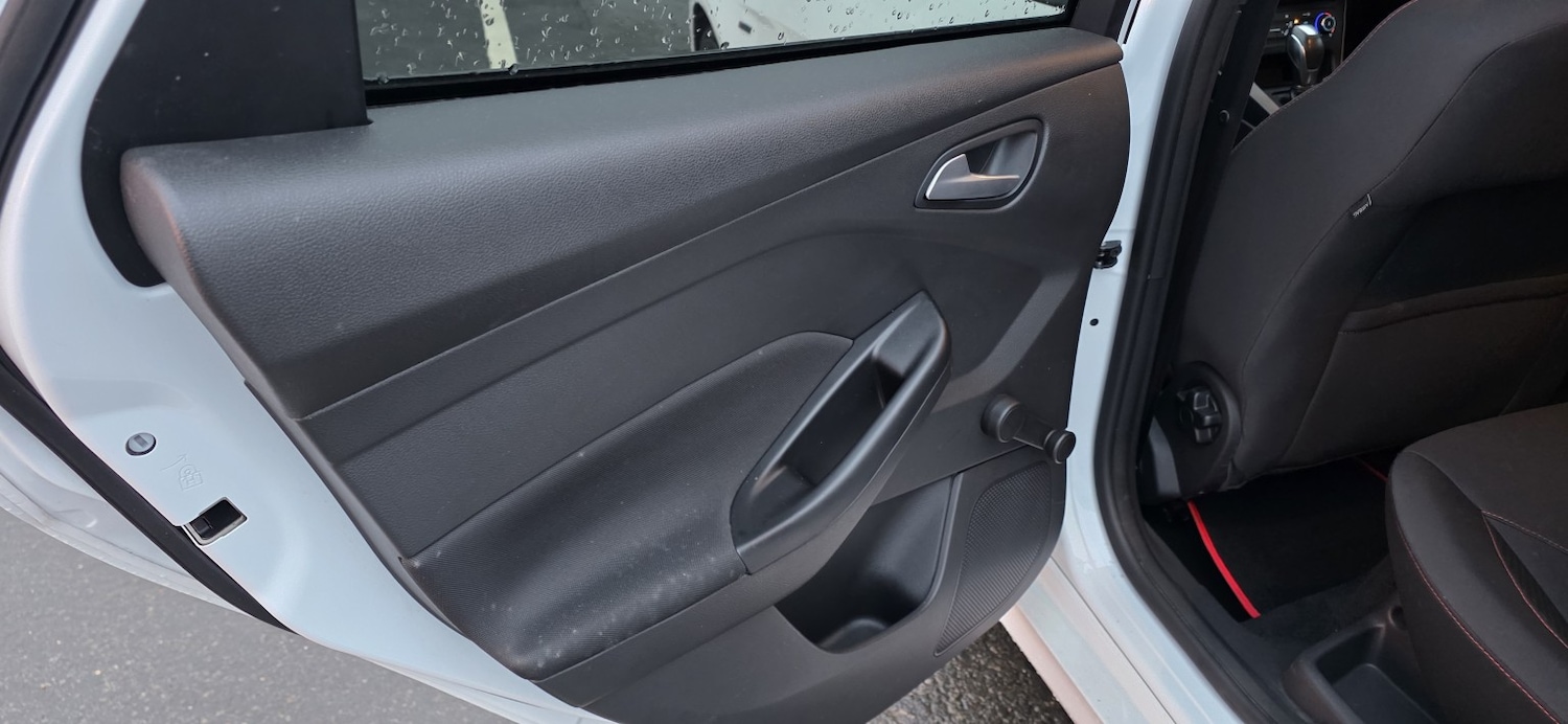 Used Ford Focus 2017 for sale - 77897798: Photo 21