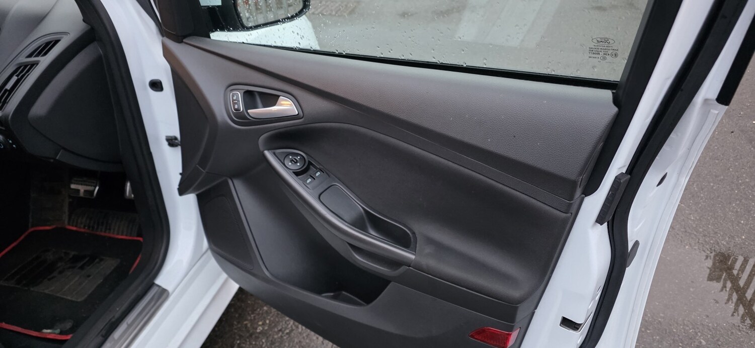 Used Ford Focus 2017 for sale - 78213478: Photo 19