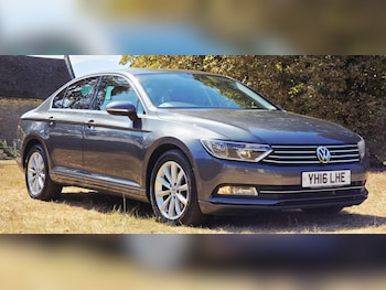 Used Volkswagen Passat 2016 for sale - 79507804: Photo