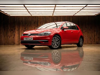 Used Volkswagen Golf 2017 for sale - 78571372: Photo