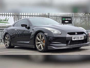 Used Nissan GT-R 2009 for sale - 78201990: Photo