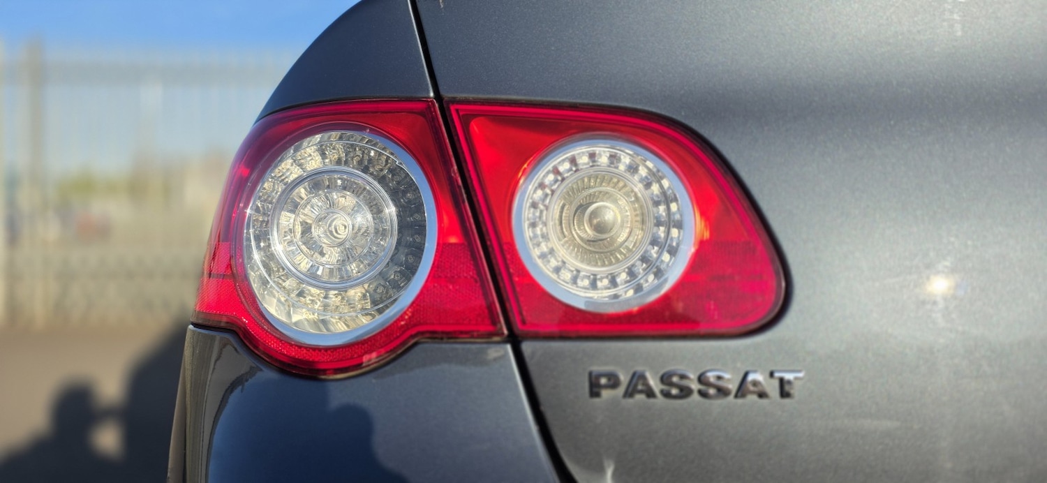 Used Volkswagen Passat 2010 for sale - 77977126: Photo 10