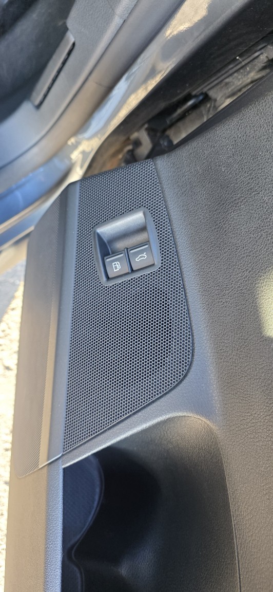 Used Volkswagen Passat 2010 for sale - 77977126: Photo 17