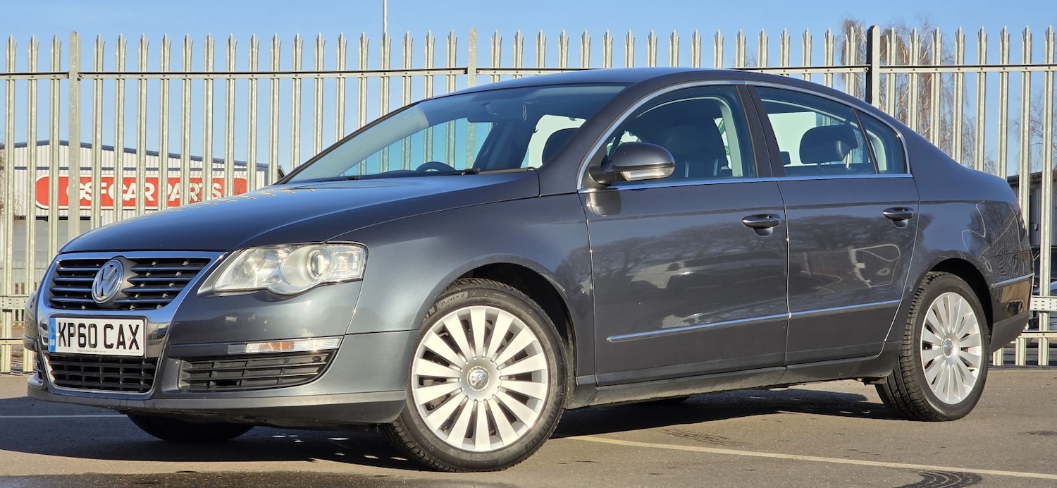 Used Volkswagen Passat 2010 for sale - 77977126: Photo 2