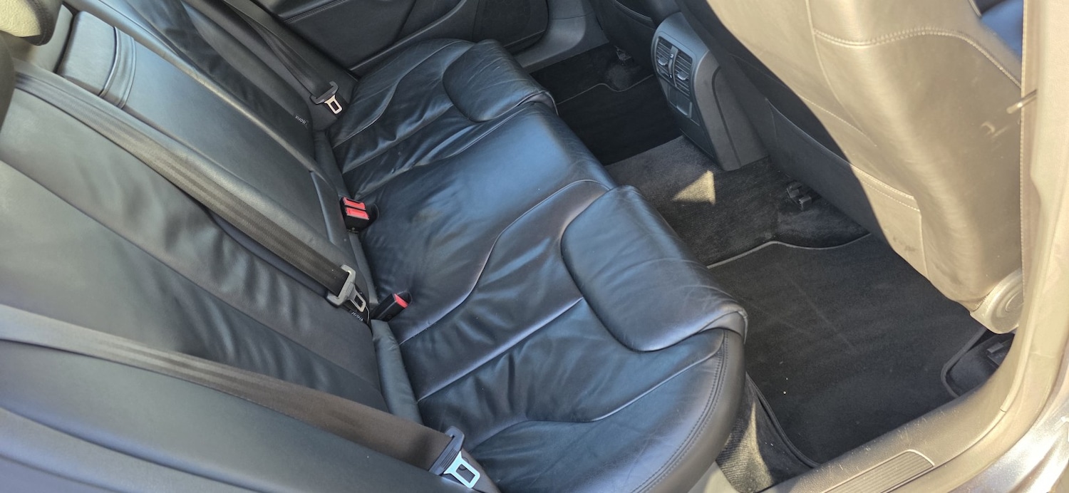 Used Volkswagen Passat 2010 for sale - 77977126: Photo 20