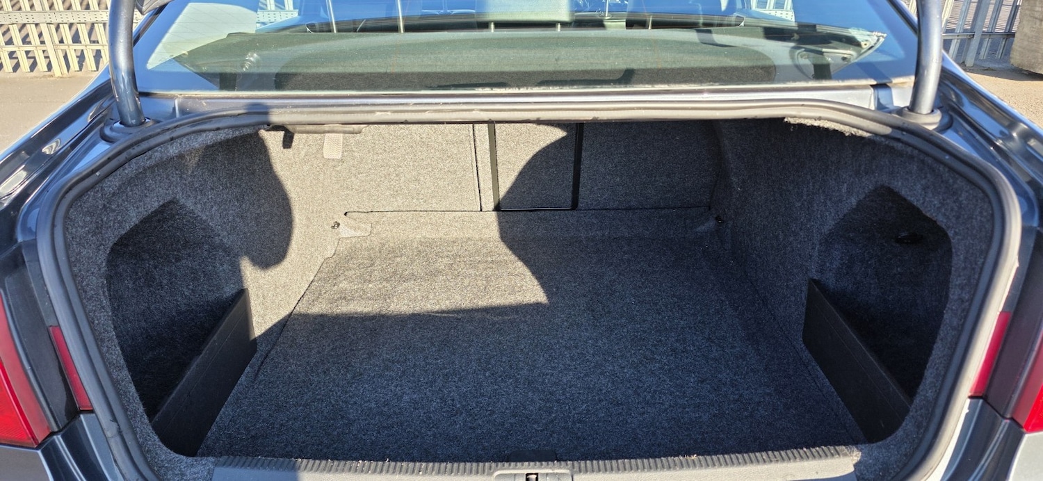 Used Volkswagen Passat 2010 for sale - 77977126: Photo 22