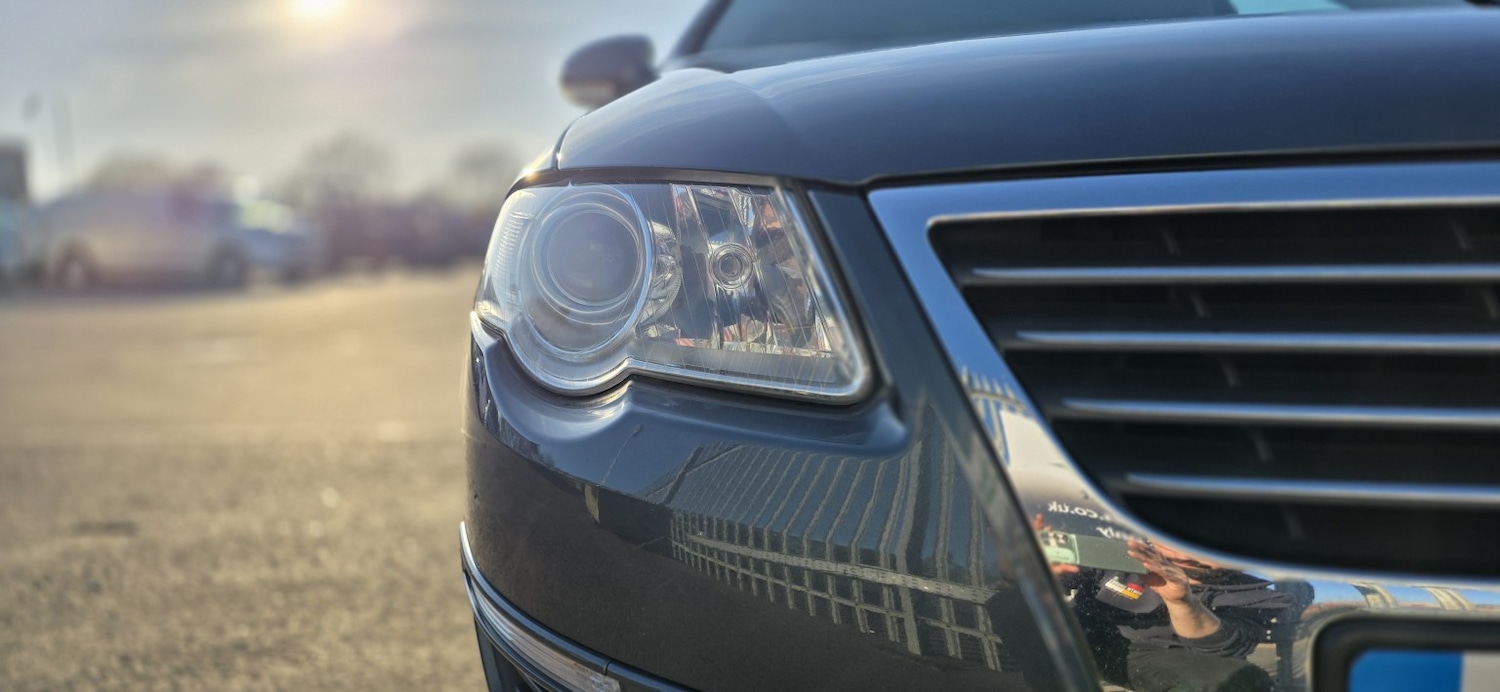 Used Volkswagen Passat 2010 for sale - 77977126: Photo 3