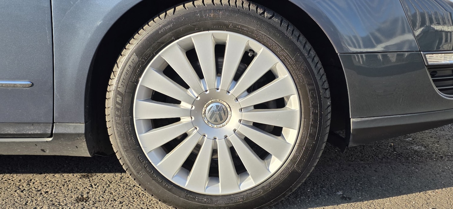 Used Volkswagen Passat 2010 for sale - 77977126: Photo 36