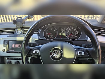 Used Volkswagen Passat 2016 for sale - 78608258: Photo