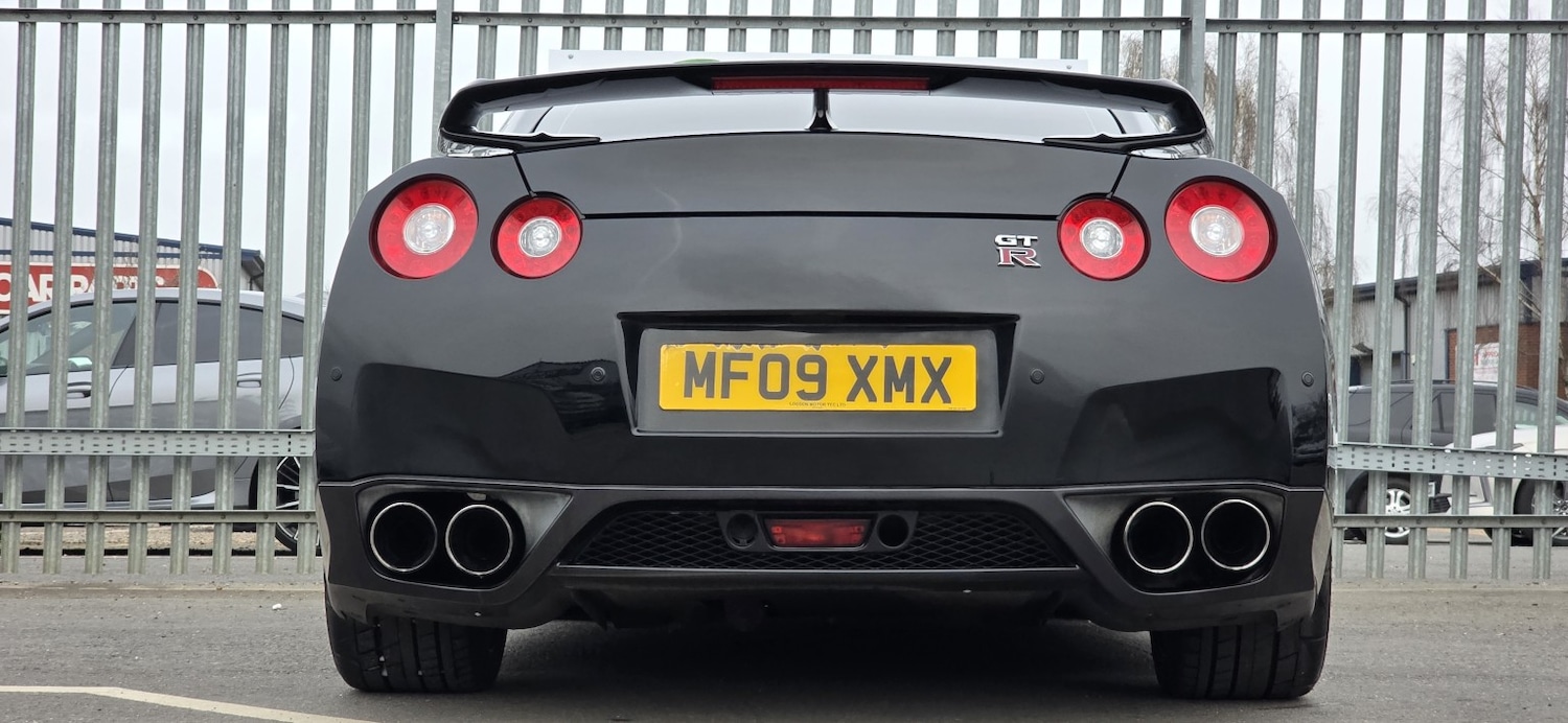 Used Nissan GT-R 2009 for sale - 78062243: Photo 11