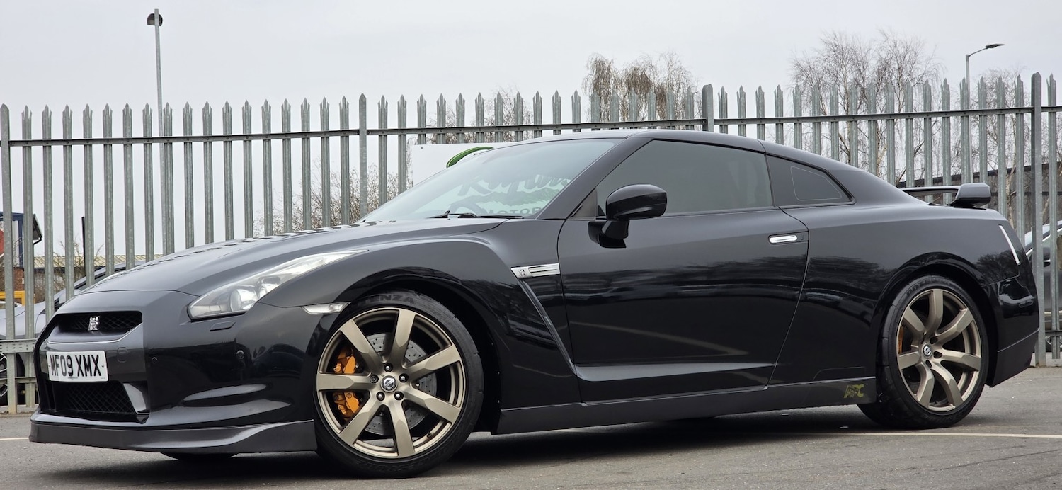 Used Nissan GT-R 2009 for sale - 78062243: Photo 2