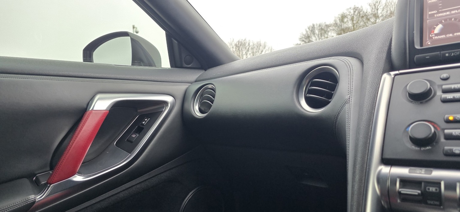 Used Nissan GT-R 2009 for sale - 78062243: Photo 22