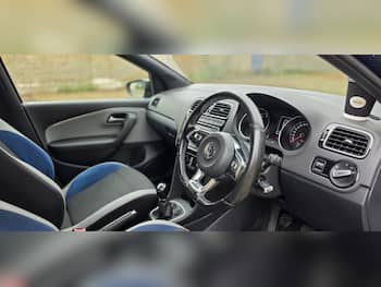 Used Volkswagen Polo 2014 for sale - 79680651: Photo