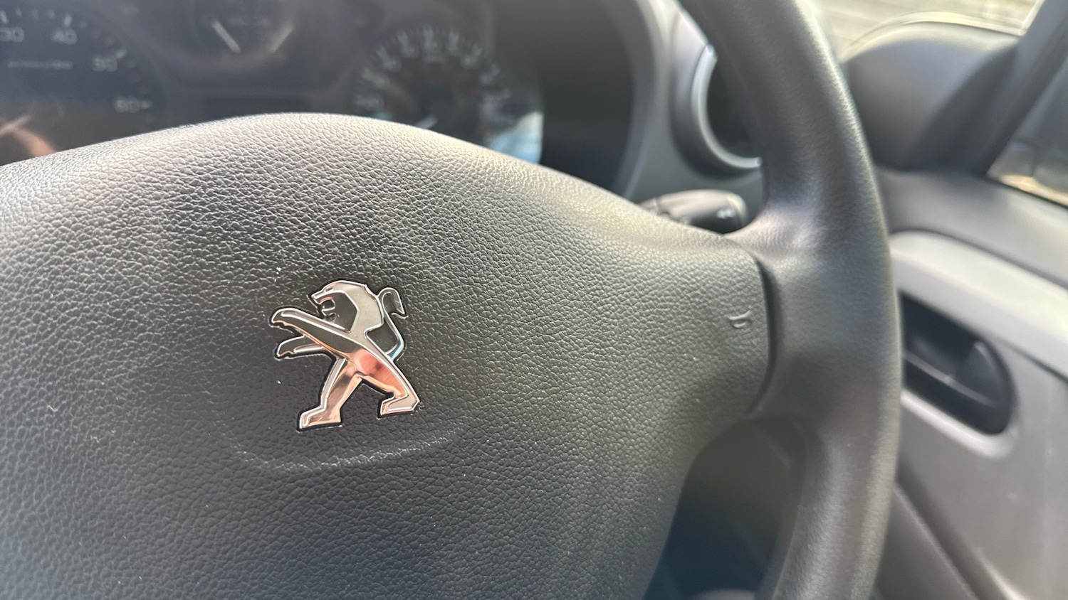 Used Peugeot Partner Tepee 2018 for sale - 76359081: Photo 24