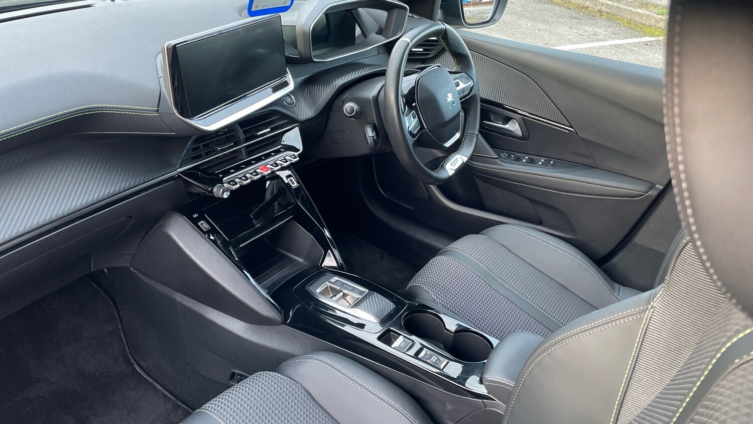 Used Peugeot 208 2023 for sale - 77306869: Photo 12