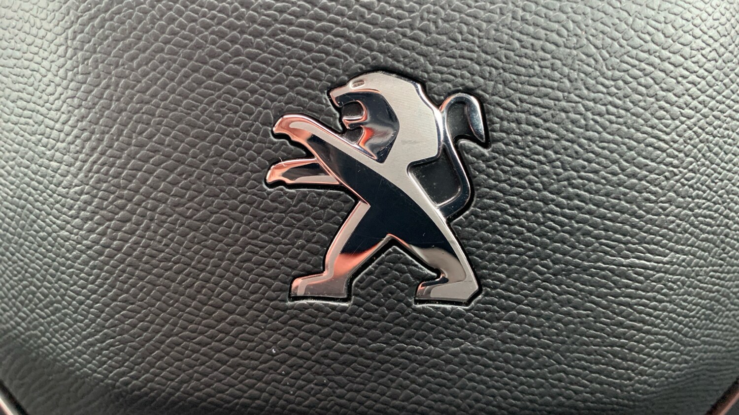 Used Peugeot 2008 2022 for sale - 77372315: Photo 18