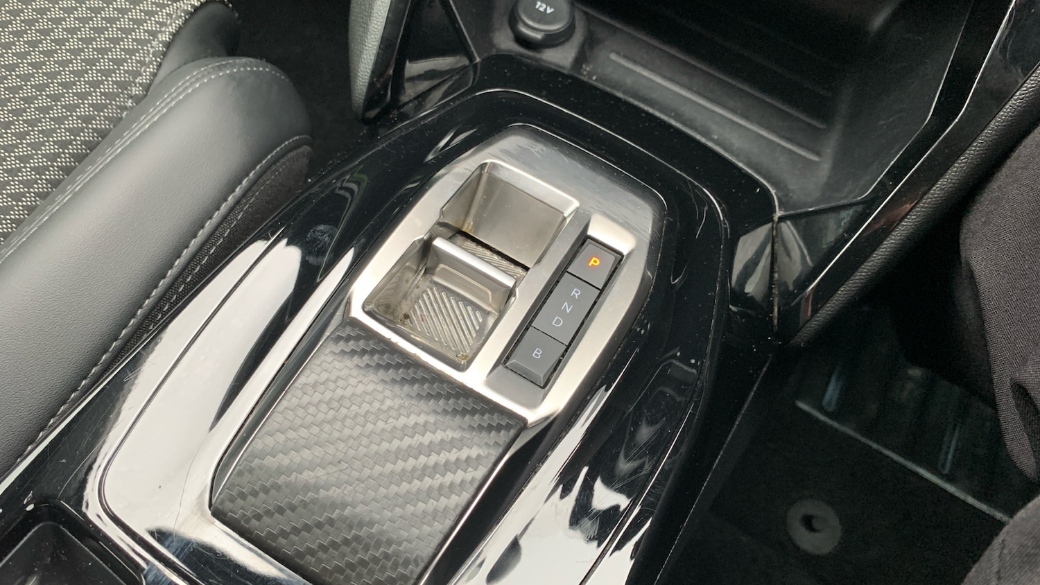 Used Peugeot 2008 2022 for sale - 77372315: Photo 20