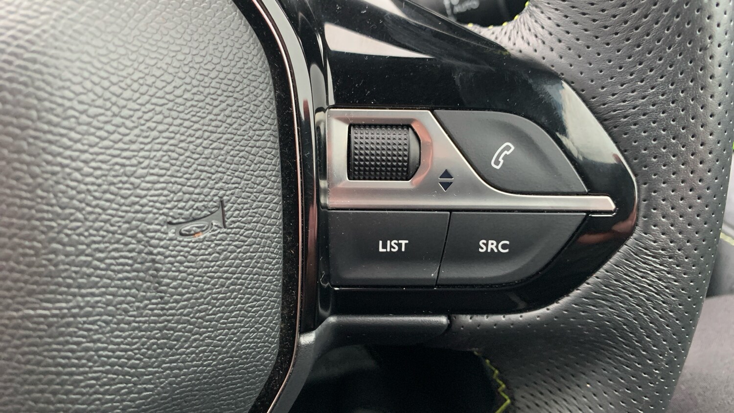 Used Peugeot 2008 2022 for sale - 77372315: Photo 24