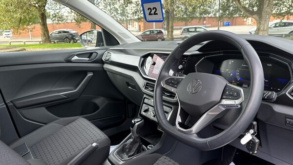 Used Volkswagen T-Cross 2023 for sale - 76123584: Photo 11