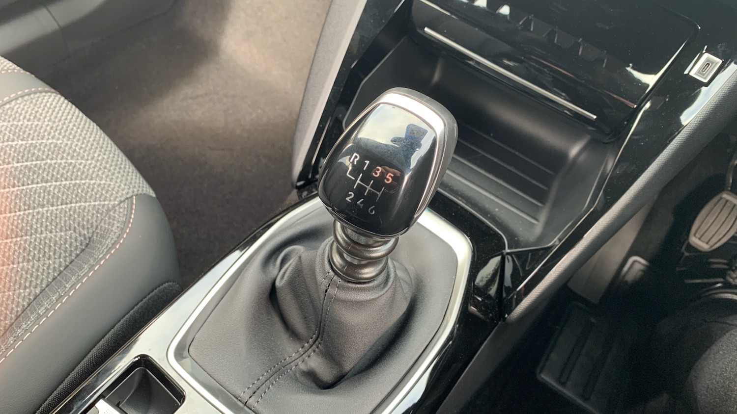 Used Peugeot 2008 2025 for sale - 77057680: Photo 21