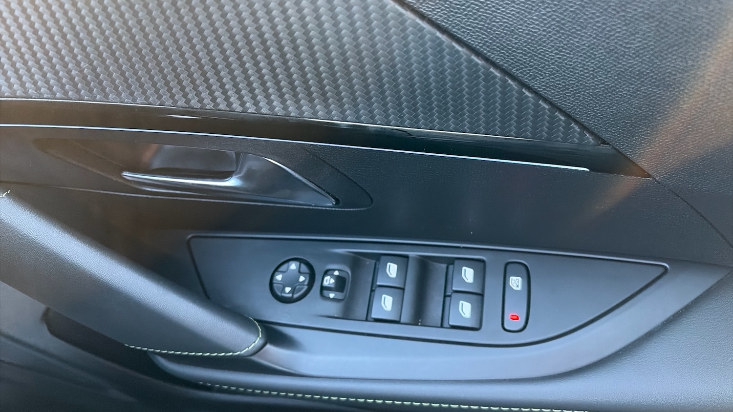 Used Peugeot 208 2024 for sale - 76716098: Photo 22