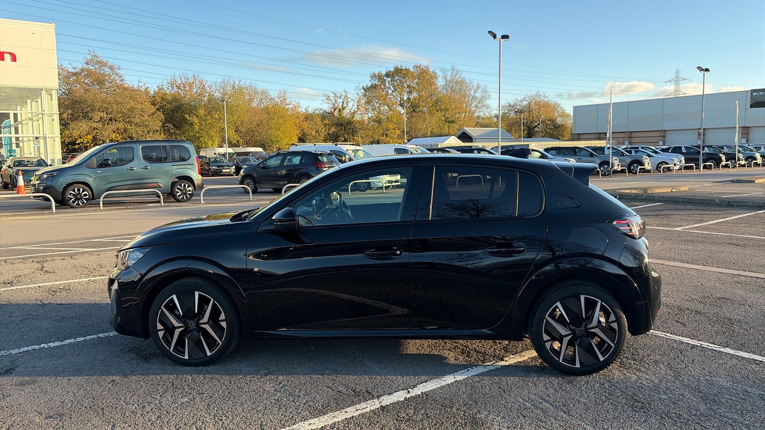 Used Peugeot 208 2024 for sale - 76716098: Photo 6