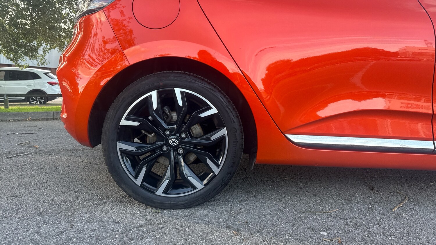 Used Renault Clio 2024 for sale - 76202075: Photo 17