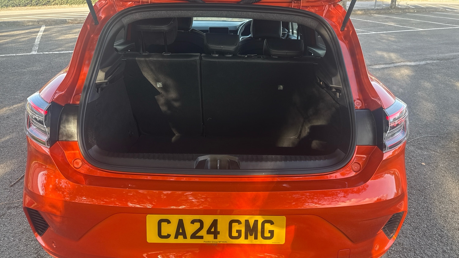 Used Renault Clio 2024 for sale - 76202075: Photo 19