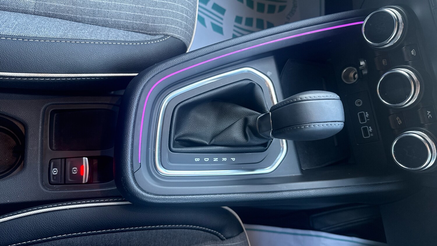 Used Renault Clio 2024 for sale - 76202075: Photo 21