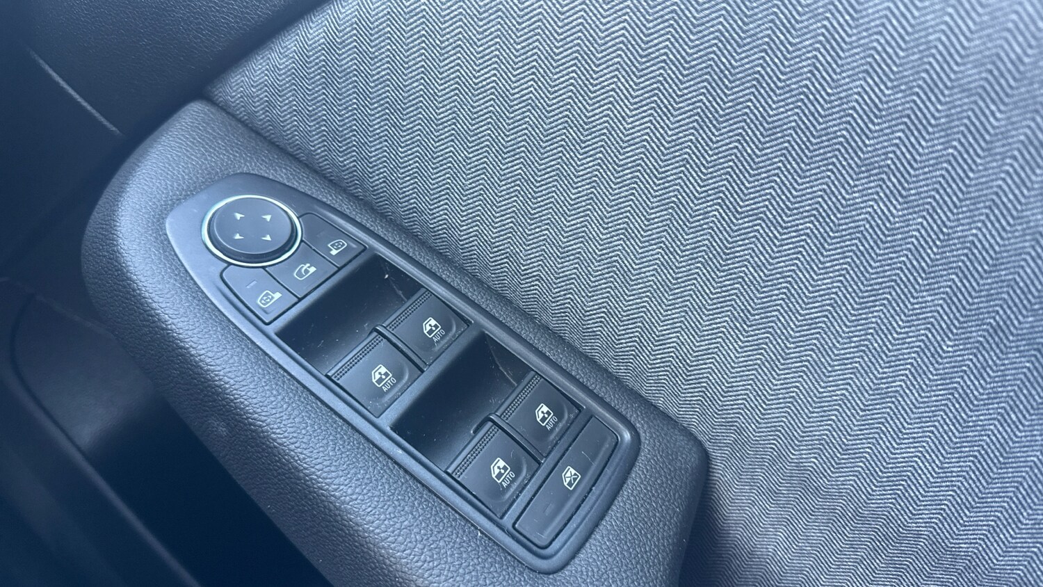 Used Renault Clio 2024 for sale - 76202075: Photo 22