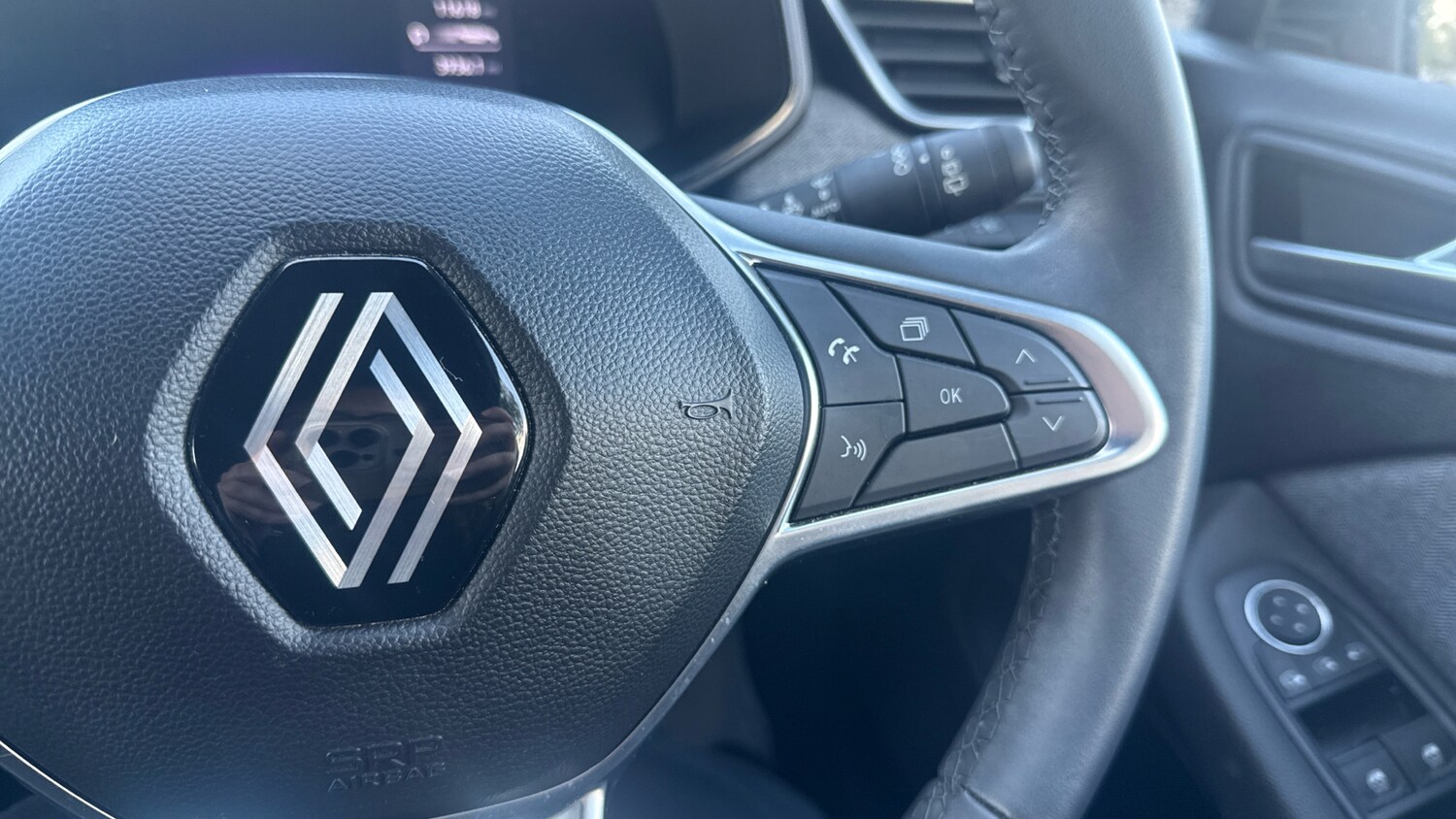 Used Renault Clio 2024 for sale - 76202075: Photo 24