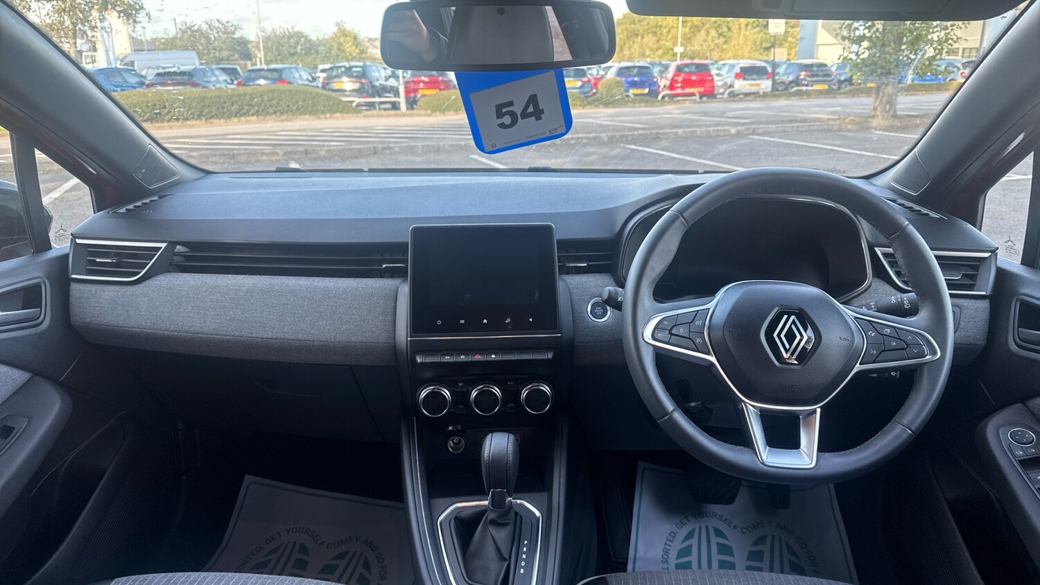 Used Renault Clio 2024 for sale - 76202075: Photo 4