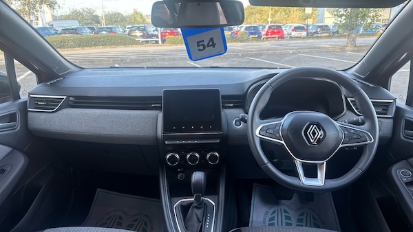 Used Renault Clio 2024 for sale - 76202075: Photo 4